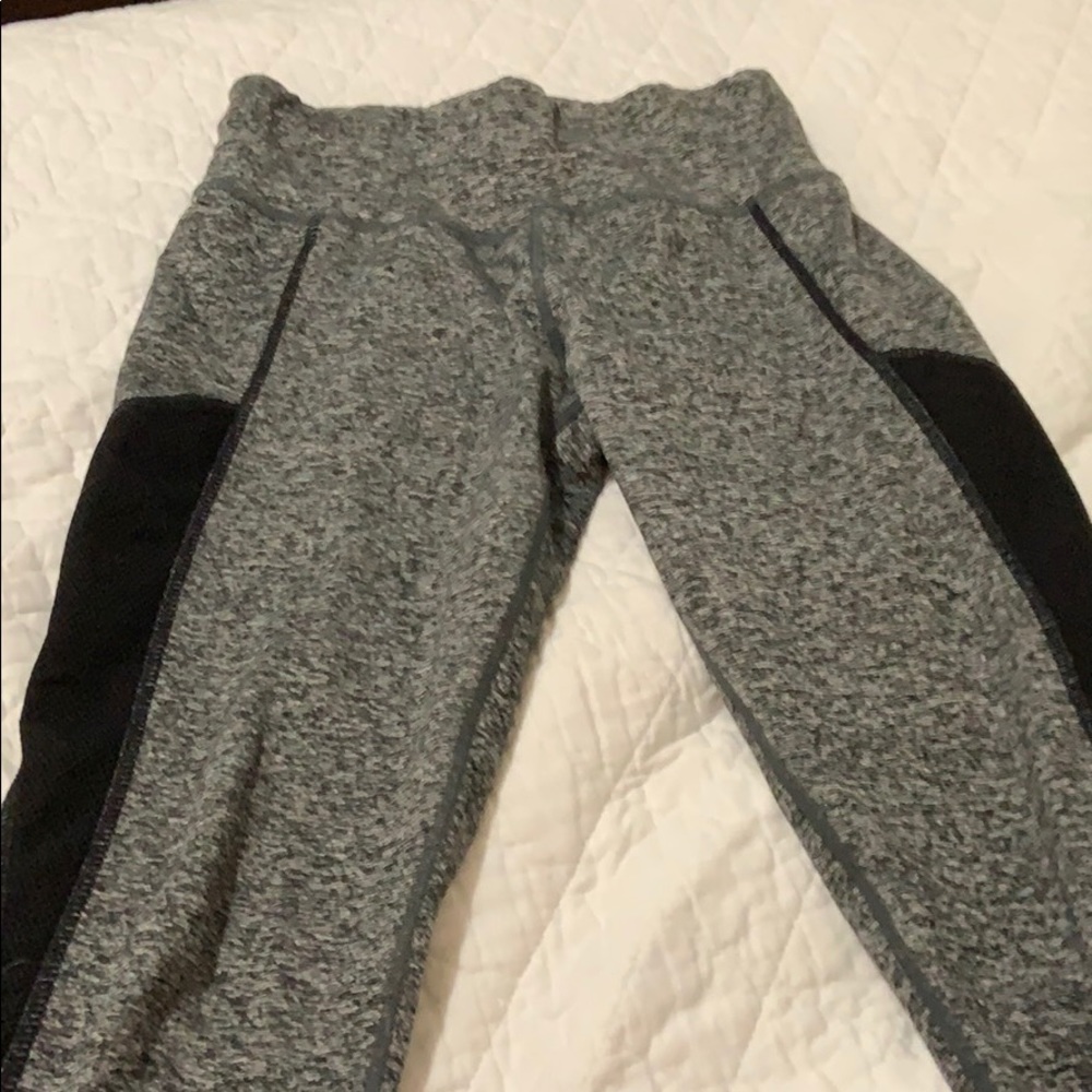 yoga pants